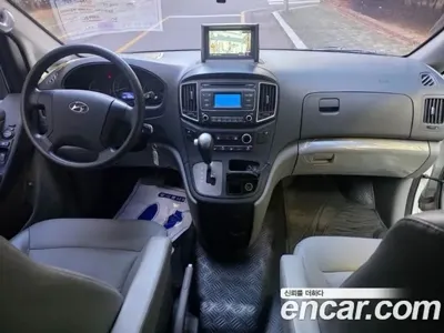 Hyundai Starex 2017, 36000 км, за 9247.76 USD - фото 9