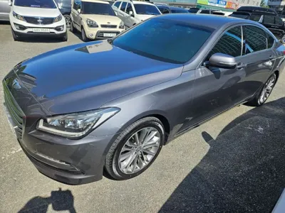 Hyundai Genesis 2015, 135190 км, за 7020.73 USD