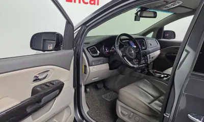 Kia Canival 2016, 97854 км, за 9250.08 USD - фото 10