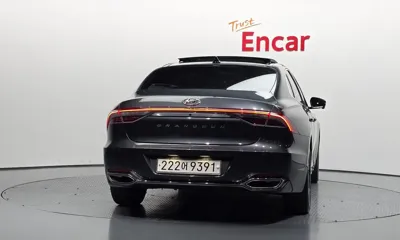 Hyundai Grandeur 2022, 100148 км, за 14651.29 USD