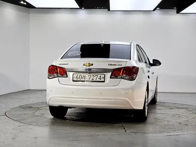 ChevroletGMDaewoo Cruze 2014, 133704 км, за 1437.57 USD