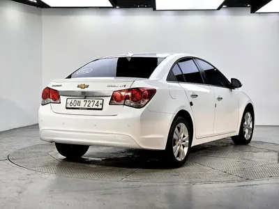ChevroletGMDaewoo Cruze 2014, 133704 км, за 1437.57 USD