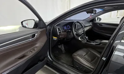 Hyundai Grandeur 2019, 90562 км, за 11270.36 USD - фото 10