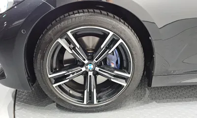 BMW 3-Series 2023, 43935 км, за 27569.91 USD