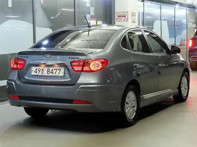 Hyundai Avante 2010, 52233 км, за 2410.42 USD