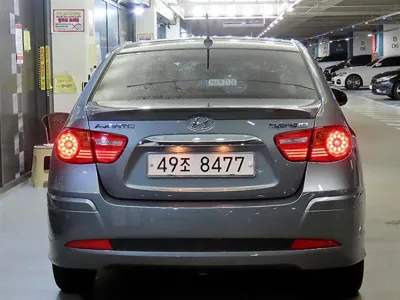 Hyundai Avante 2010, 52233 км, за 2410.42 USD