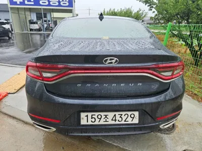 Hyundai Grandeur 2019, 120877 км, за 8861.76 USD