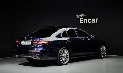 Mercedes-Benz E-Class 2021, 54865 км, за 22450.31 USD