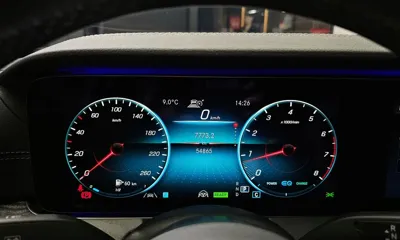 Mercedes-Benz E-Class 2021, 54865 км, за 22450.31 USD - фото 8