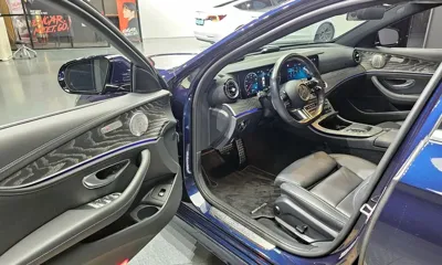 Mercedes-Benz E-Class 2021, 54865 км, за 22450.31 USD - фото 10