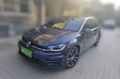 Volkswagen Golf · 2020 год