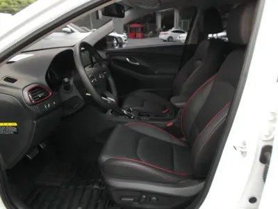 Hyundai i30 2018, 37197 км, за 9058.68 USD - фото 7