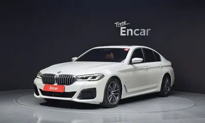 BMW 5-Series · 2022 год