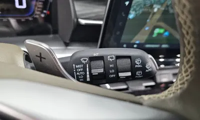KG_Mobility_Ssangyong Torres 2023, 25118 км, за 15304.78 USD - фото 18