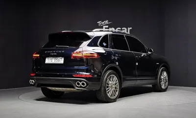 Porsche Cayenne 2015, 120754 км, за 15406.61 USD