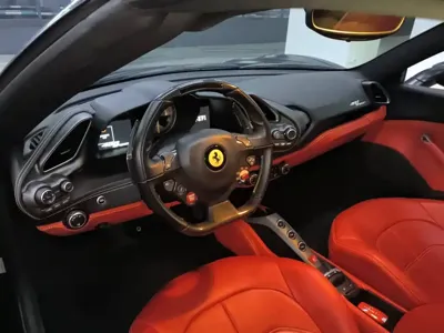 Ferrari 488 2018, 47000 км, за 235280.9 USD - фото 6