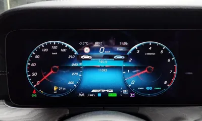 Mercedes-Benz E-Class 2023, 11093 км, за 46887.38 USD - фото 8