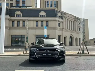 Audi A8 2021, 120000 км, за 47337.67 USD