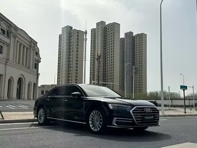 Audi A8 2021, 120000 км, за 47337.67 USD