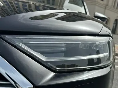 Audi A8 2021, 120000 км, за 47337.67 USD