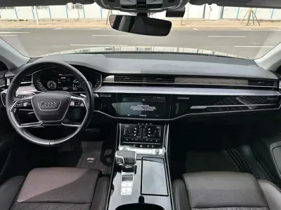 Audi A8 2021, 120000 км, за 47337.67 USD - фото 9