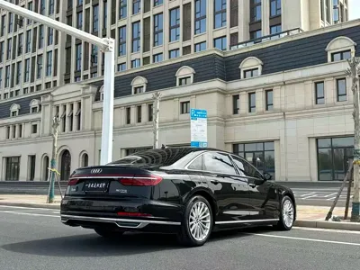 Audi A8 2021, 120000 км, за 47337.67 USD - фото 15