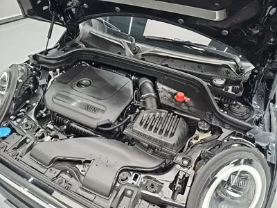 MINI Cooper 2023, 32660 км, за 16604.8 USD - фото 6