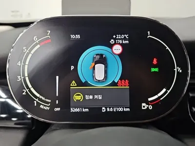 MINI Cooper 2023, 32660 км, за 16604.8 USD - фото 8