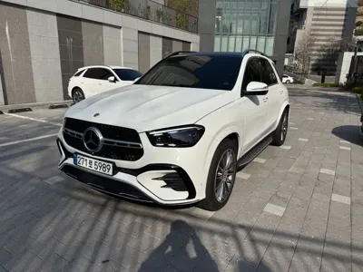 Mercedes-Benz GLE-Class 2025, 5200 км, за 69581.2 USD - фото 8