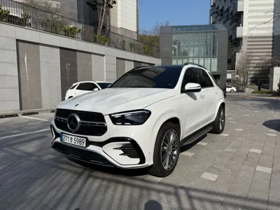 Mercedes-Benz GLE-Class 2025, 5200 км, за 69581.2 USD - фото 11