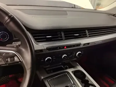 Audi Q7 2019, 196200 км, за 20082.79 USD - фото 20