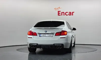 BMW 5-Series 2016, 86930 км, за 10944.63 USD