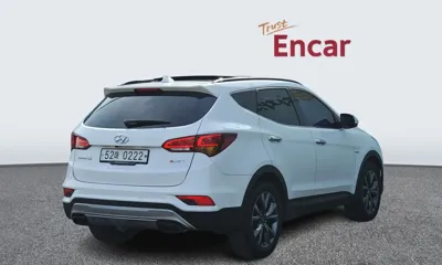 Hyundai Santafe 2017, 125311 км, за 9580.44 USD