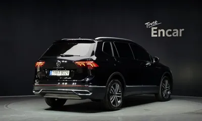 Volkswagen Tiguan 2023, 38936 км, за 18970.72 USD