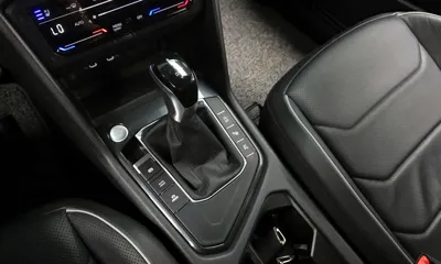 Volkswagen Tiguan 2023, 38936 км, за 18970.72 USD - фото 9