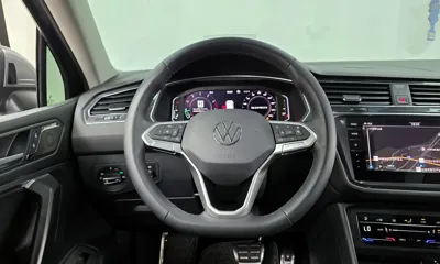 Volkswagen Tiguan 2023, 38936 км, за 18970.72 USD - фото 13