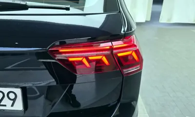Volkswagen Tiguan 2023, 38936 км, за 18970.72 USD - фото 23