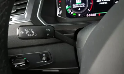 Volkswagen Tiguan 2023, 38936 км, за 18970.72 USD - фото 28