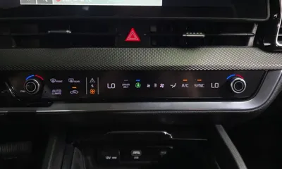 Kia Sportage 2023, 51236 км, за 16807.83 USD - фото 32