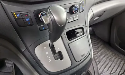 Hyundai Starex 2016, 79666 км, за 7553.86 USD - фото 9