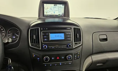 Hyundai Starex 2016, 79666 км, за 7553.86 USD - фото 15