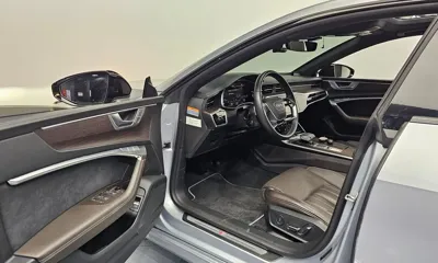 Audi A7 2022, 45367 км, за 37424.37 USD - фото 10