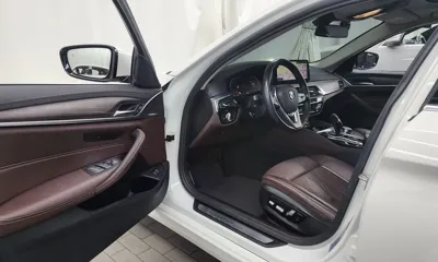 BMW 5-Series 2021, 91100 км, за 22691.4 USD - фото 10
