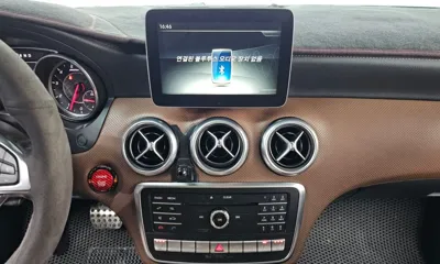 Mercedes-Benz A-Class 2018, 57448 км, за 17773.37 USD - фото 14