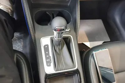 Audi Q2L 2025, 100 км, за 22363 USD - фото 16