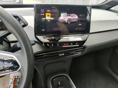 Volkswagen ID.3 2024, 122600 км, за 11065.12 USD - фото 9