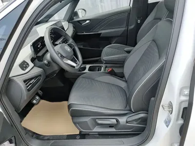 Volkswagen ID.3 2024, 122600 км, за 11065.12 USD - фото 14
