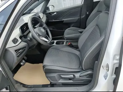 Volkswagen ID.3 2024, 122600 км, за 11065.12 USD - фото 22