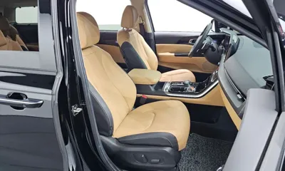 Kia Canival 2023, 23131 км, за 19869.72 USD - фото 26