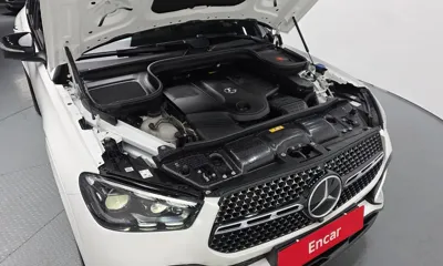 Mercedes-Benz GLE-Class 2025, 8890 км, за 130227.21 USD - фото 6